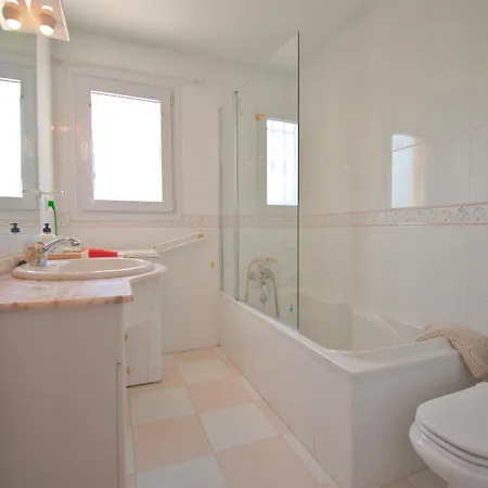 Marina Azul By Edeal Homes דניה