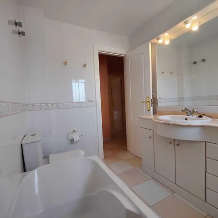 Marina Azul By Edeal Homes דירה דניה